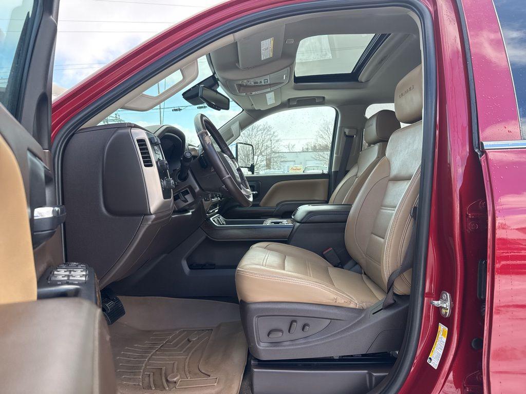 used 2018 GMC Sierra 2500 car, priced at $46,362