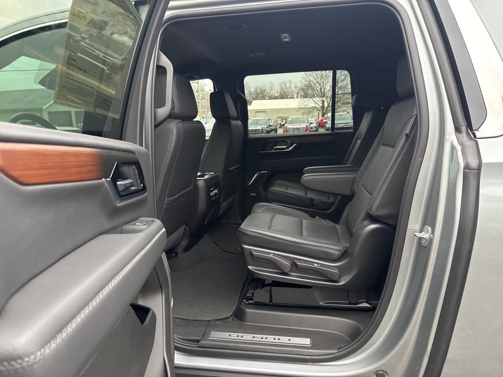 used 2025 GMC Yukon XL car, priced at $72,809