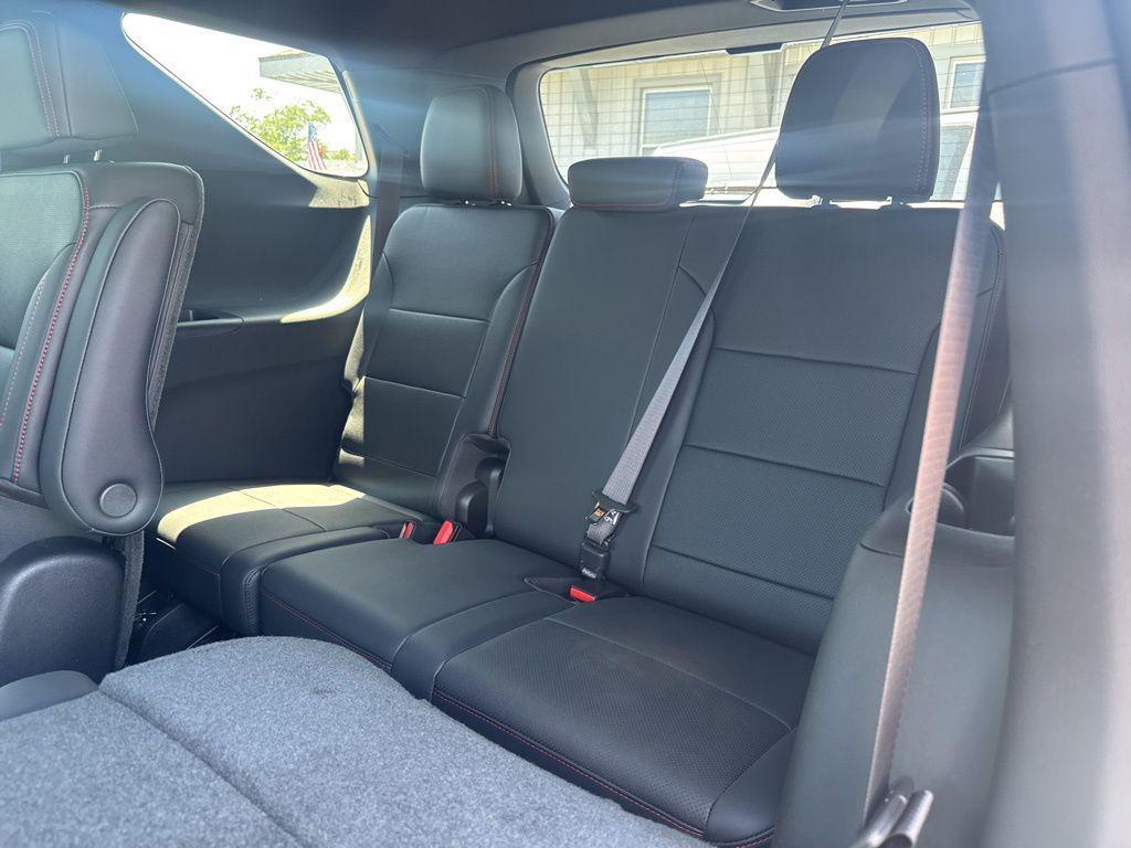 new 2026 Chevrolet Traverse car, priced at $56,054