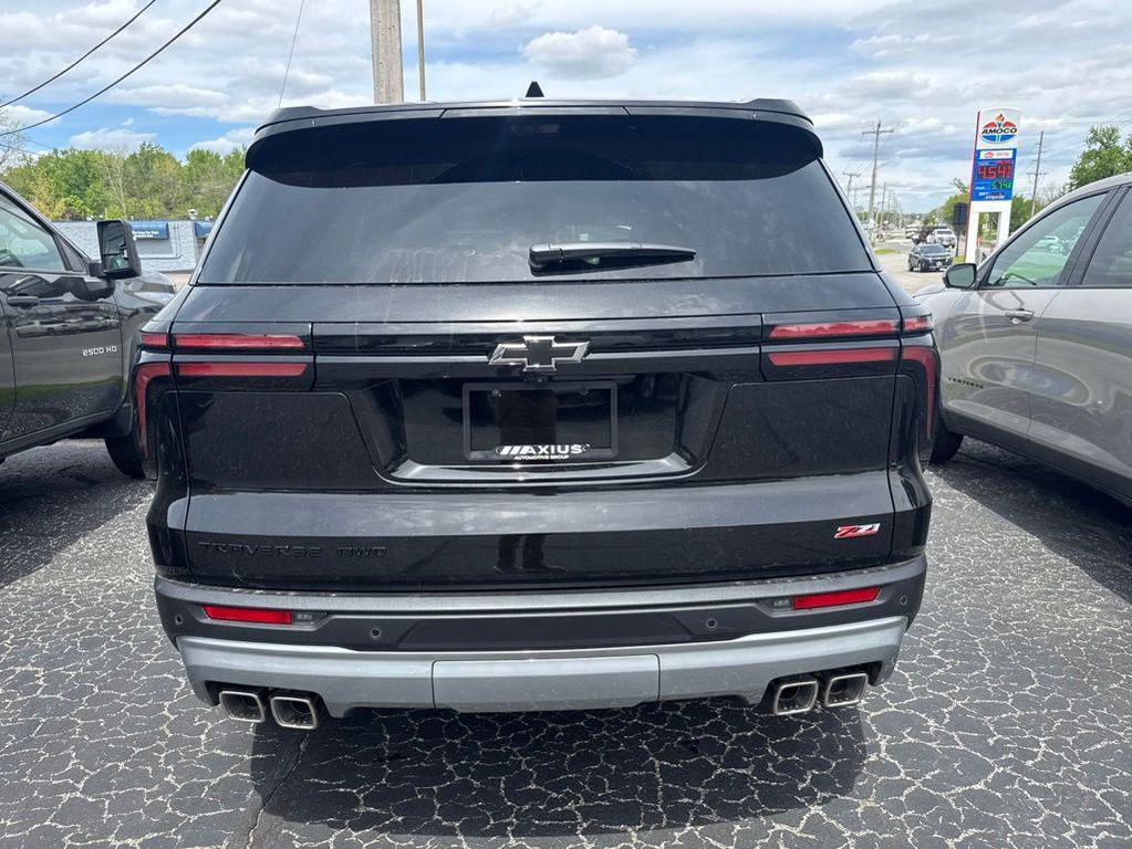 new 2026 Chevrolet Traverse car, priced at $56,054