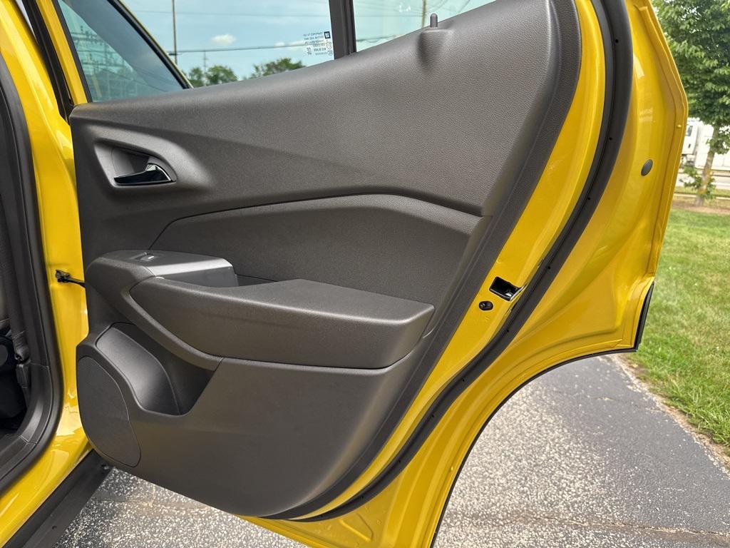 new 2025 Chevrolet Trax car, priced at $23,536