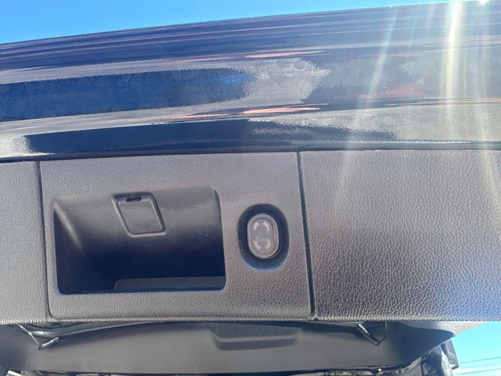 used 2019 GMC Yukon XL car, priced at $22,506
