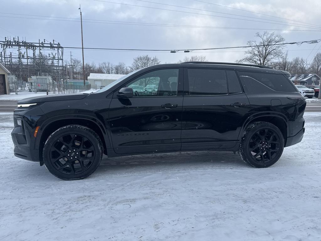 used 2024 Chevrolet Traverse car, priced at $47,349