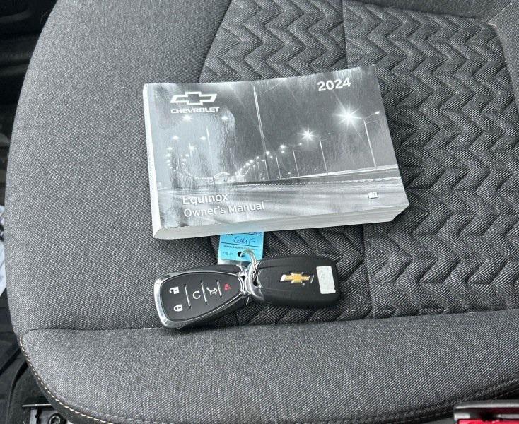 used 2024 Chevrolet Equinox car, priced at $25,200