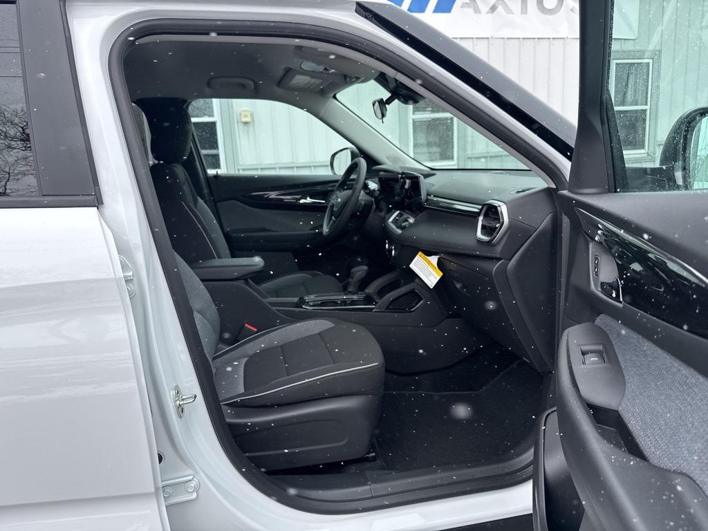 new 2026 Chevrolet TrailBlazer car, priced at $26,700