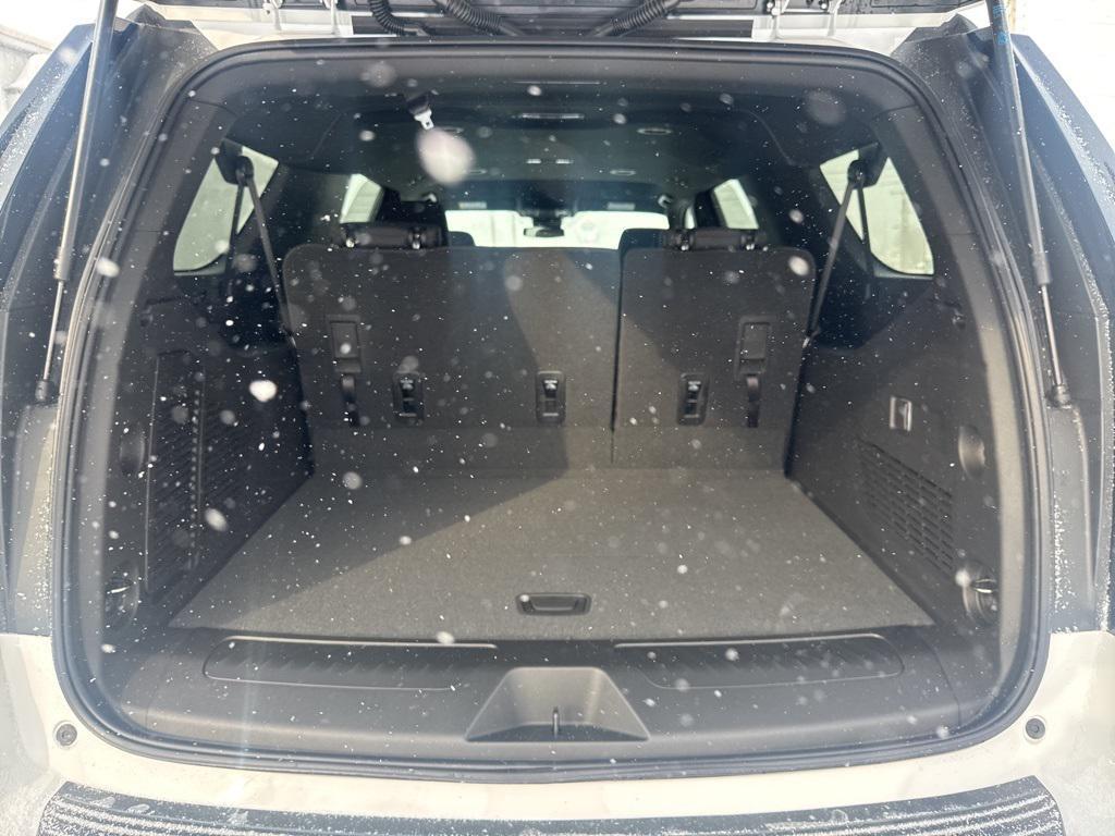 new 2026 Chevrolet Suburban car, priced at $73,275