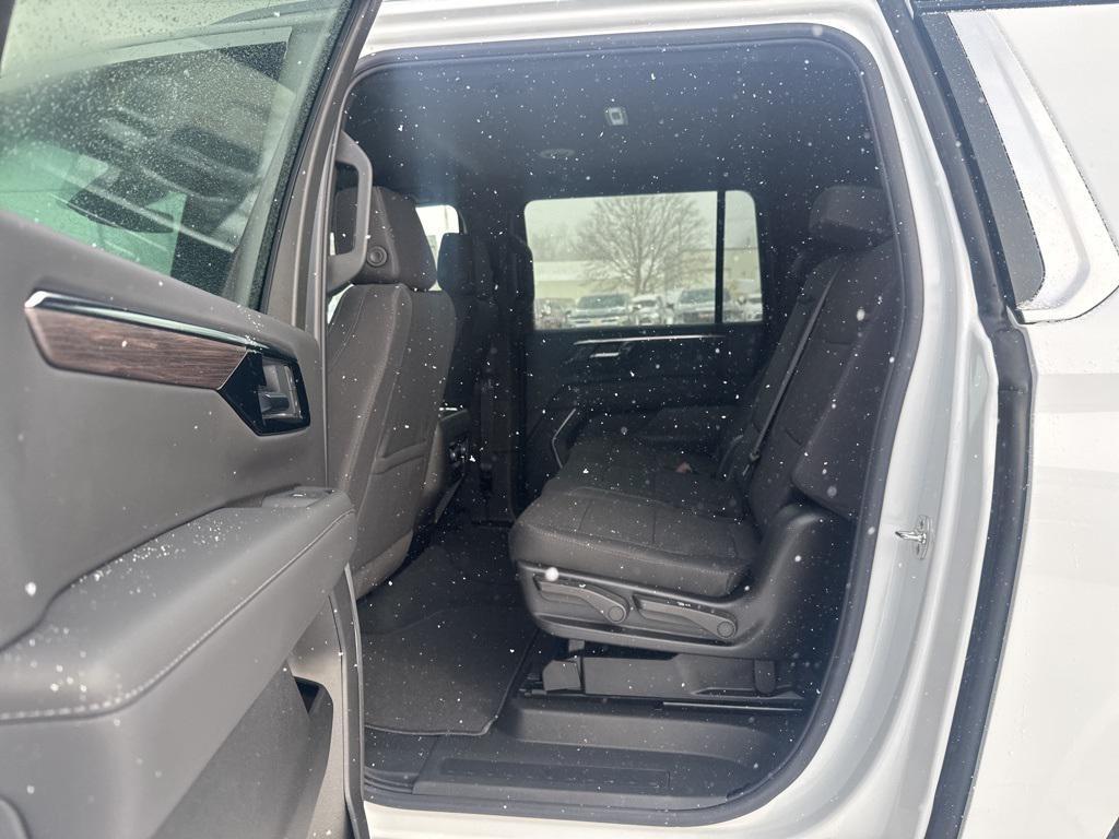 new 2026 Chevrolet Suburban car, priced at $73,275