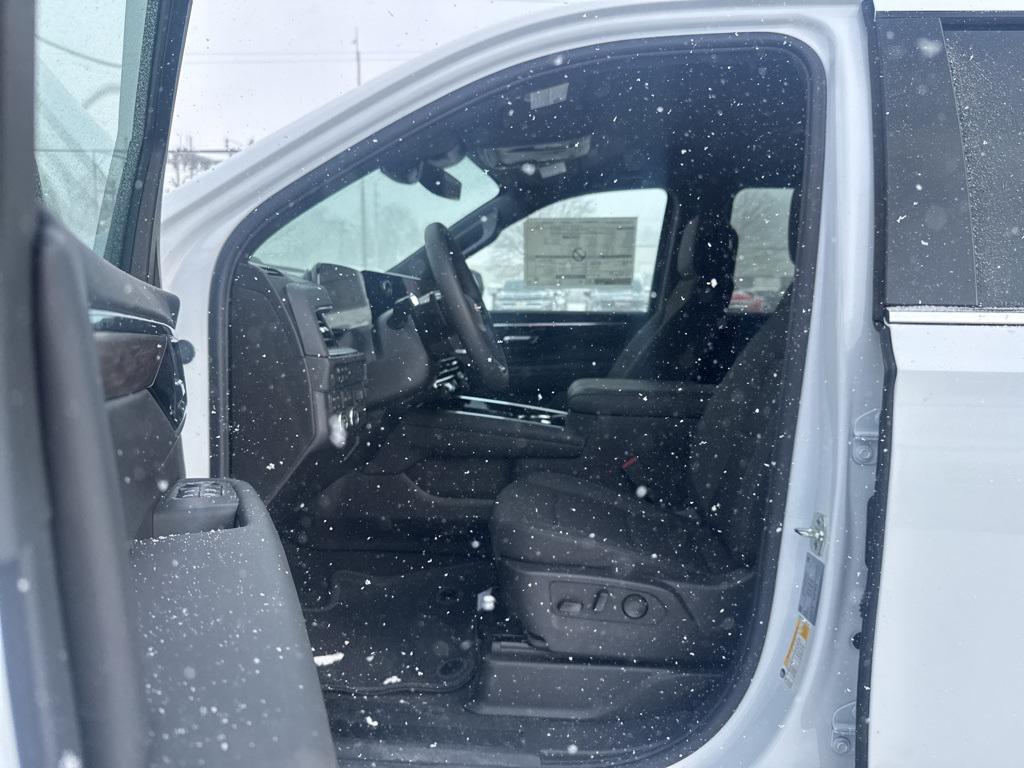 new 2026 Chevrolet Suburban car, priced at $73,275