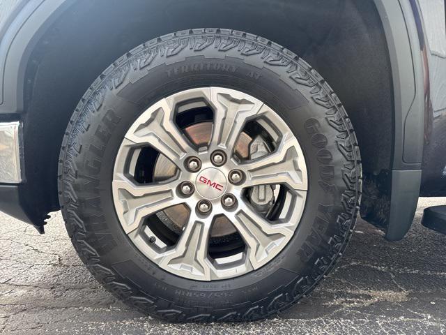 used 2024 GMC Sierra 1500 car, priced at $43,693