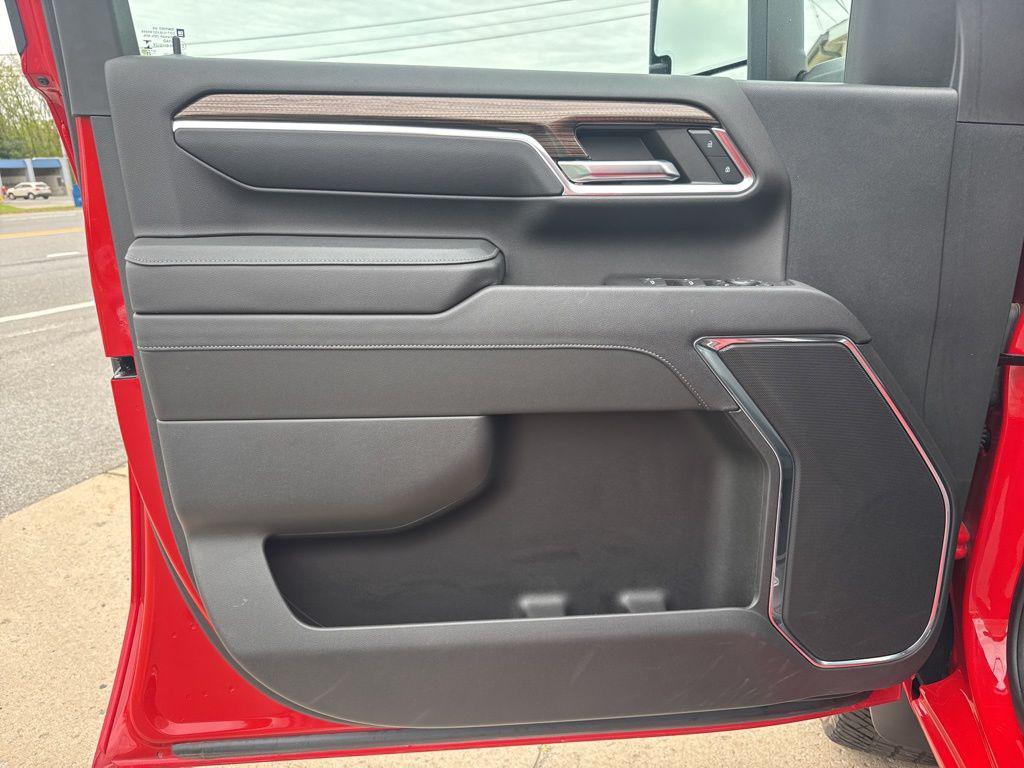 used 2024 Chevrolet Silverado 2500 car, priced at $54,889