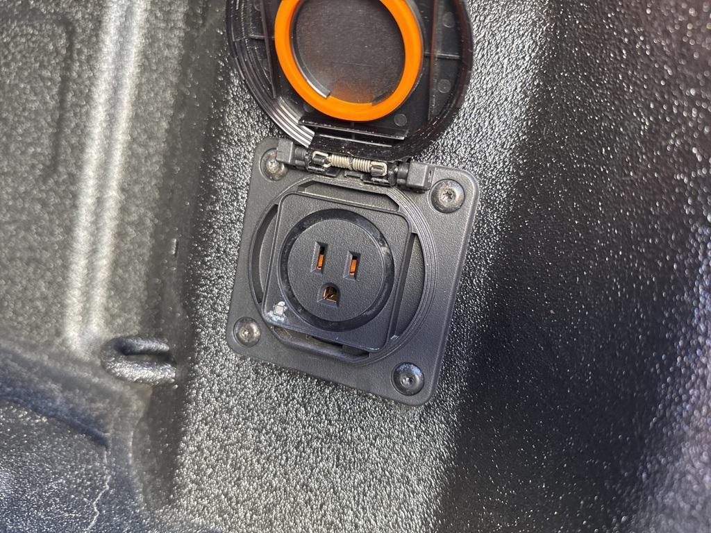 used 2024 GMC Sierra 1500 car, priced at $45,500