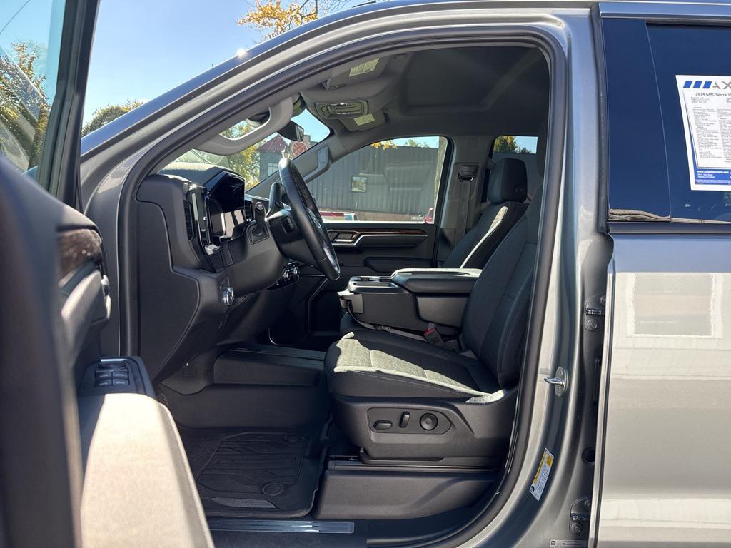 used 2024 GMC Sierra 1500 car, priced at $45,500