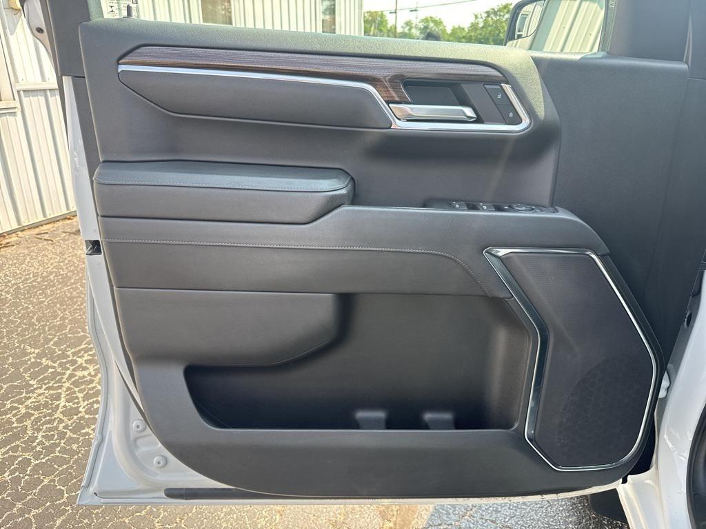 used 2023 Chevrolet Silverado 1500 car, priced at $32,997