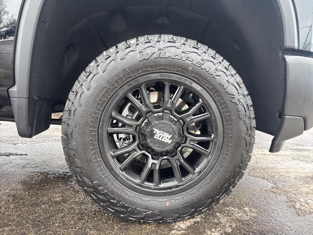 used 2024 Chevrolet Silverado 2500 car, priced at $46,404