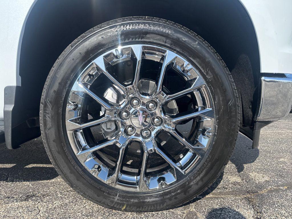 new 2026 Chevrolet Silverado 1500 car, priced at $71,400