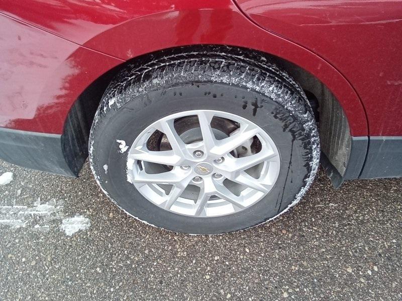 used 2024 Chevrolet Equinox car, priced at $25,400
