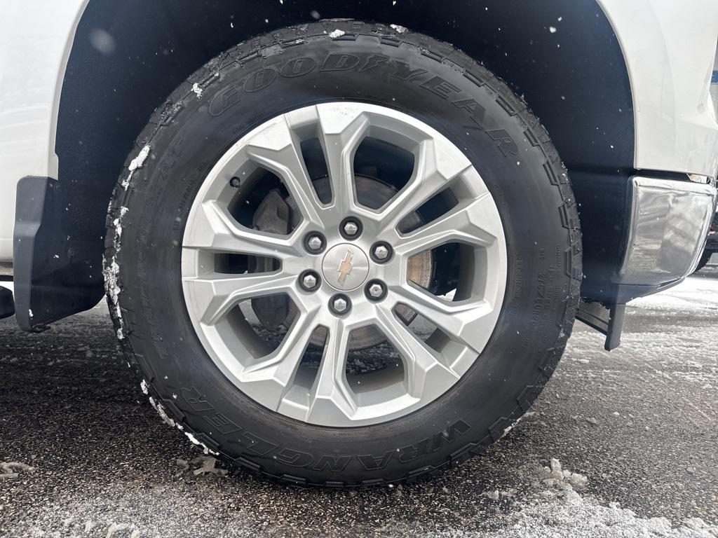 used 2022 Chevrolet Silverado 1500 car, priced at $42,999