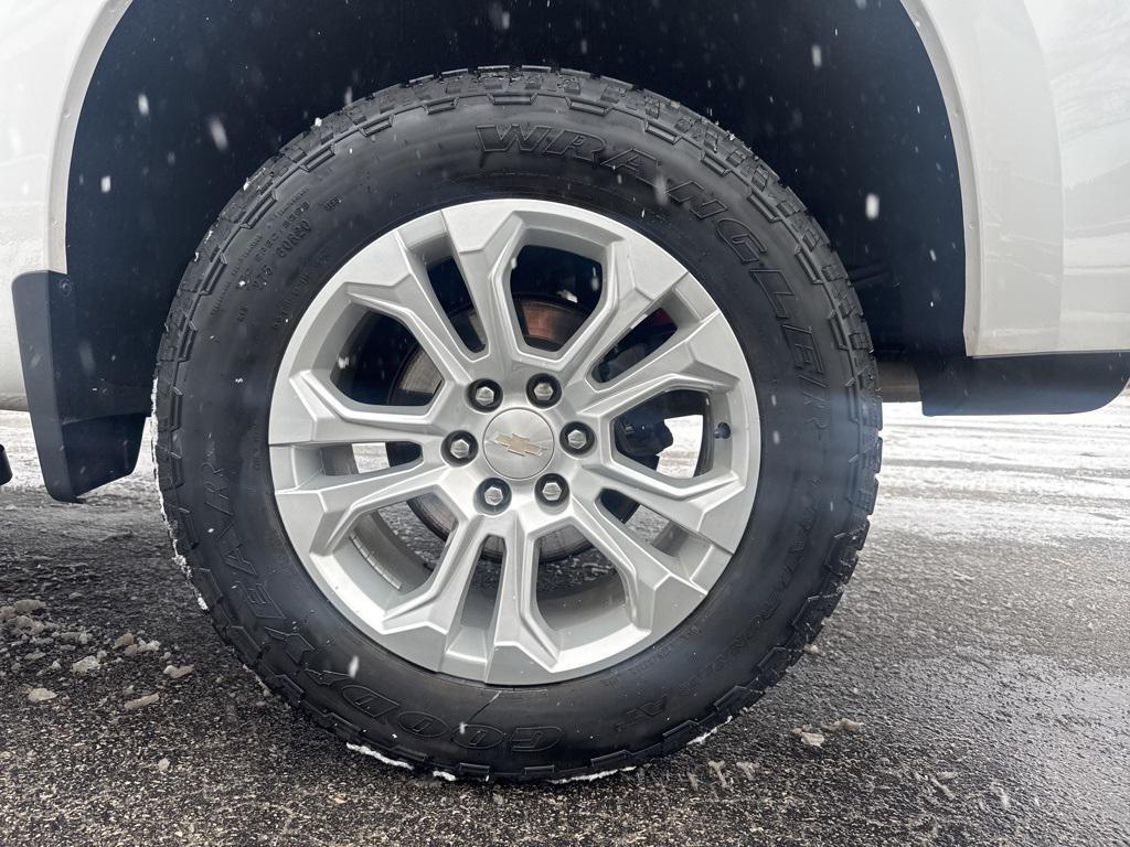 used 2022 Chevrolet Silverado 1500 car, priced at $42,999