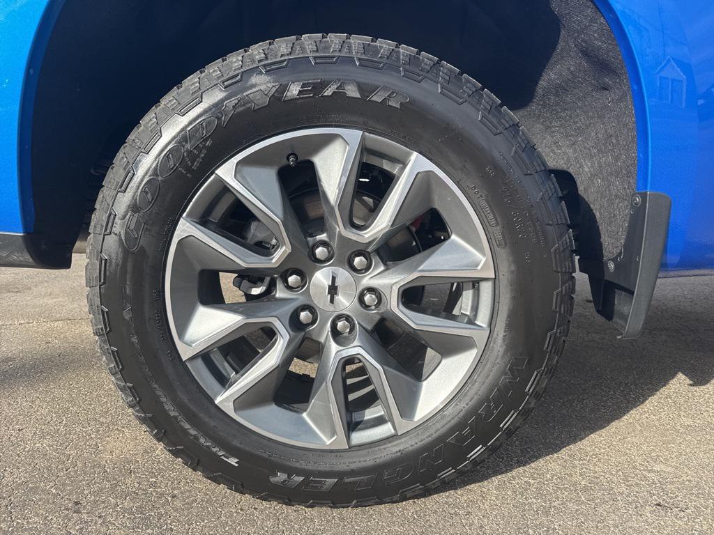 used 2025 Chevrolet Silverado 1500 car, priced at $59,327