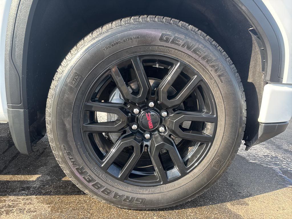 used 2023 GMC Sierra 1500 car, priced at $42,800