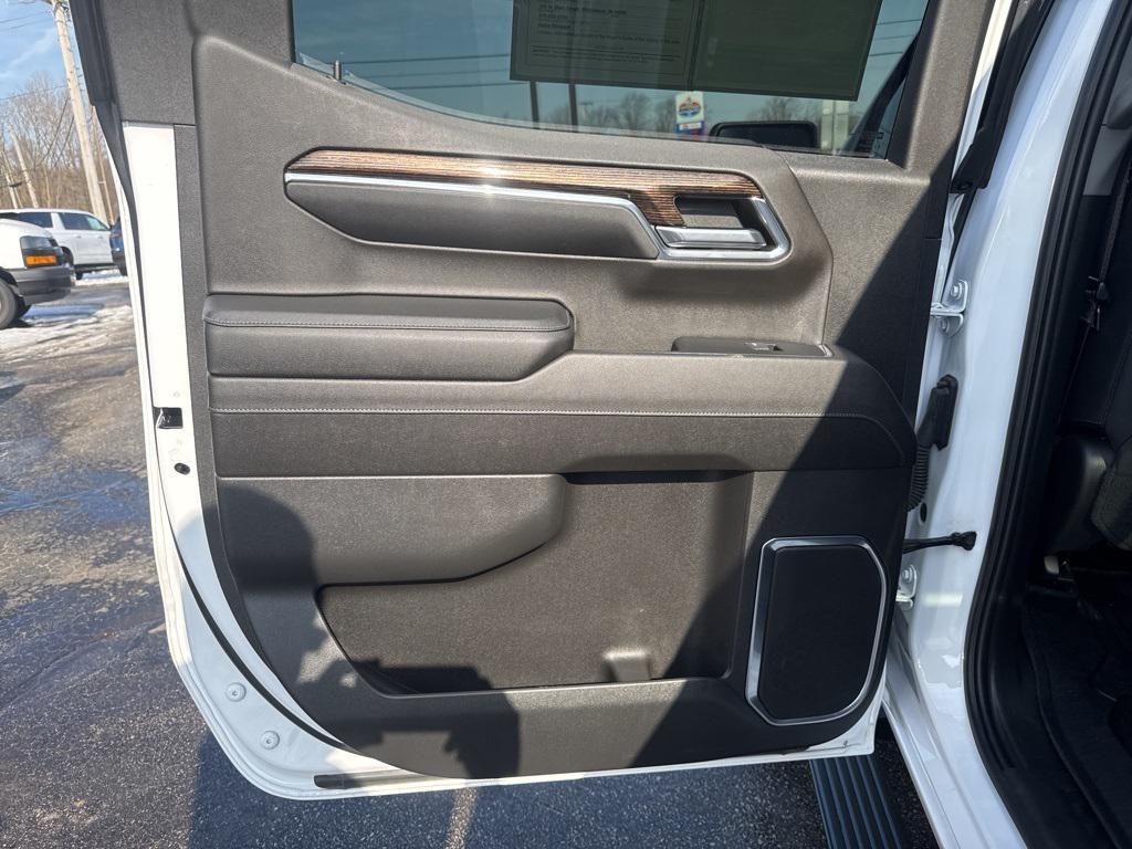 used 2023 GMC Sierra 1500 car, priced at $42,800