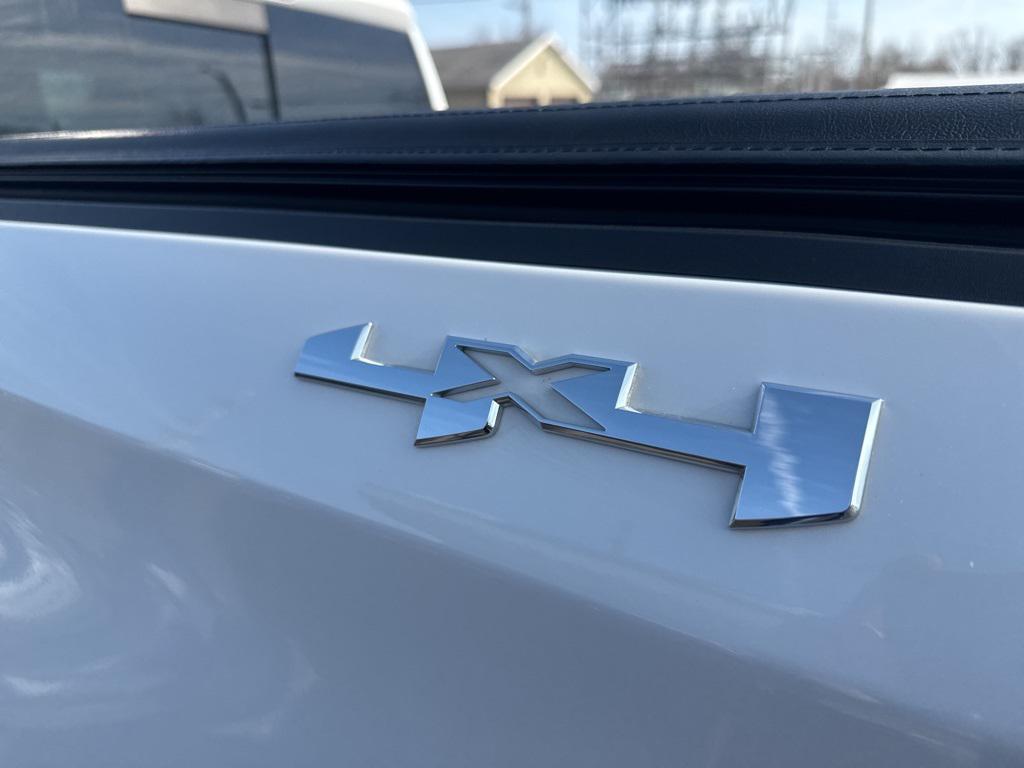 used 2023 GMC Sierra 1500 car, priced at $42,800