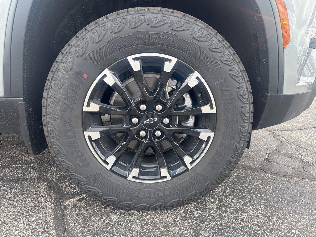 new 2026 Chevrolet Traverse car, priced at $53,999