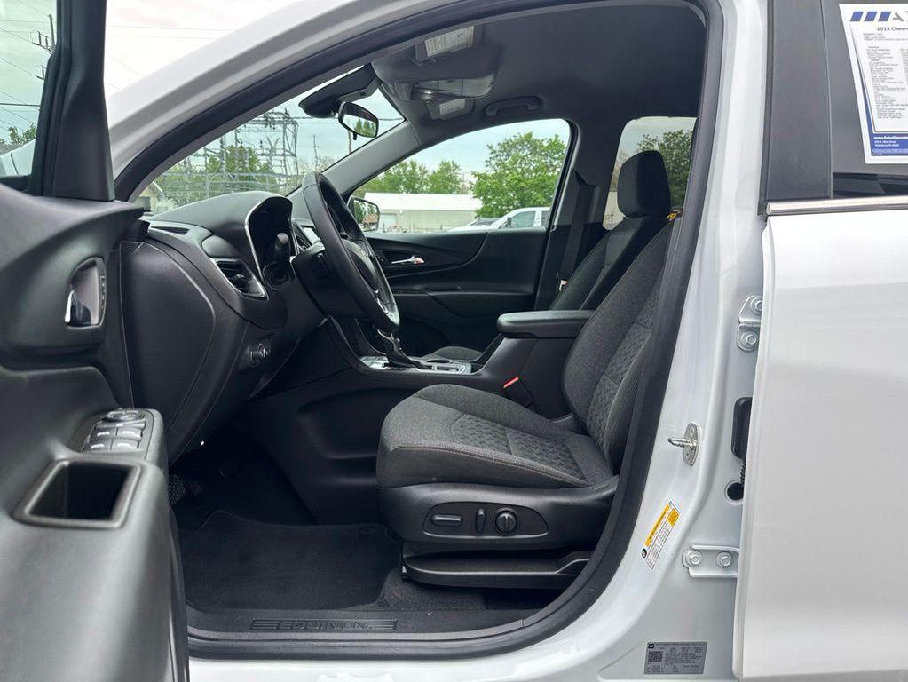 used 2023 Chevrolet Equinox car, priced at $25,521