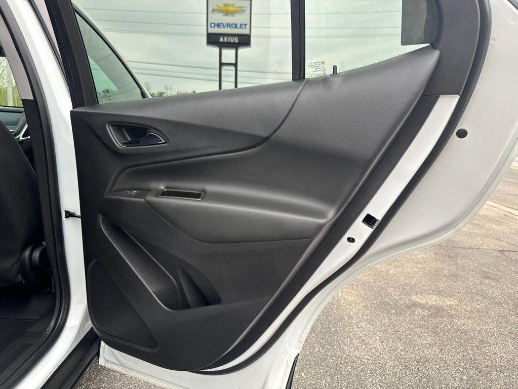 used 2023 Chevrolet Equinox car, priced at $25,521