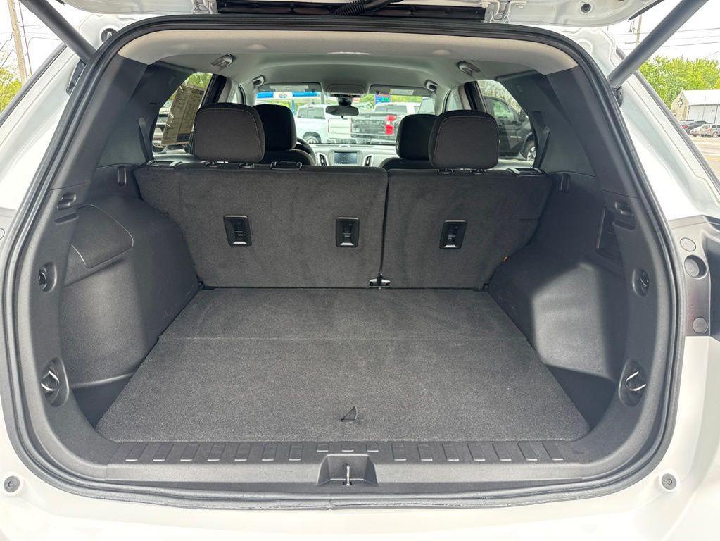used 2023 Chevrolet Equinox car, priced at $25,521