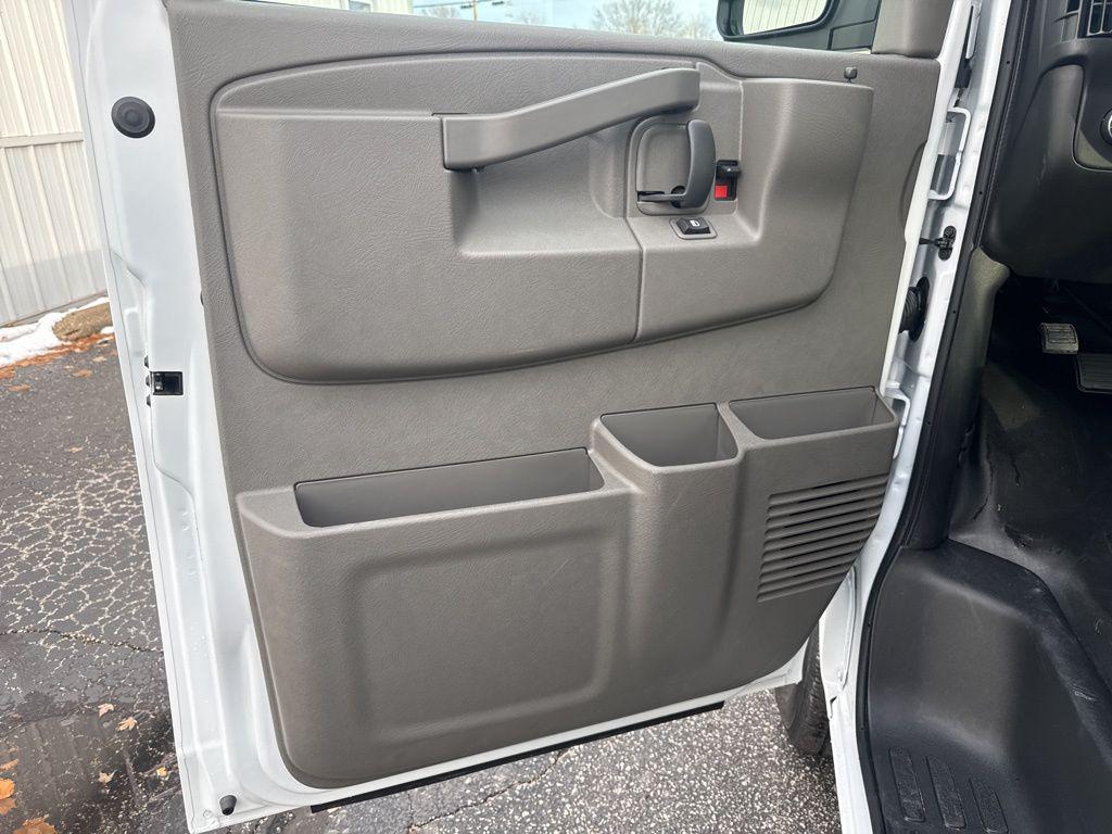new 2025 Chevrolet Express 2500 car, priced at $42,369