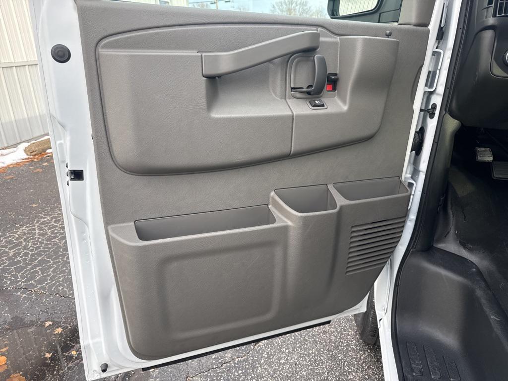 new 2025 Chevrolet Express 2500 car, priced at $45,369
