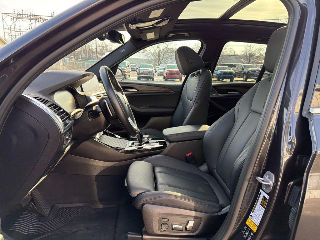 used 2021 BMW X3 car, priced at $24,158