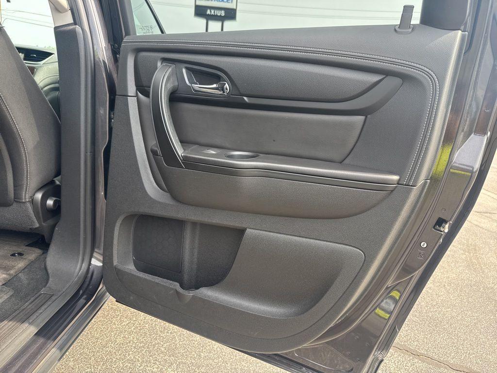 used 2016 Chevrolet Traverse car, priced at $10,274