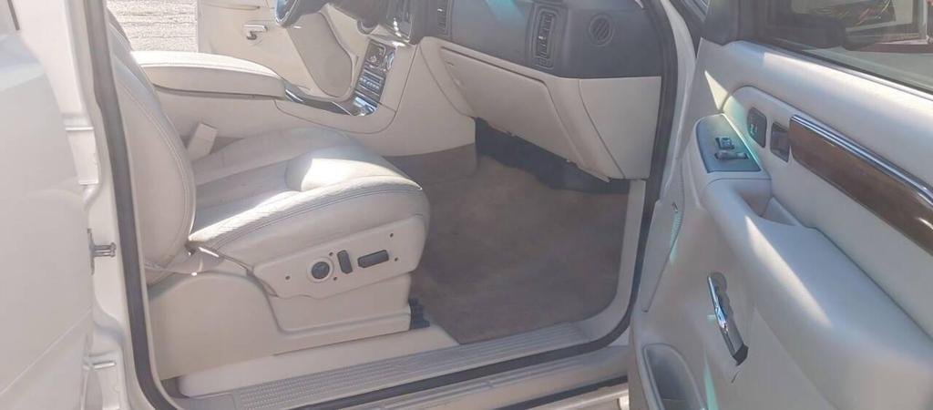 used 2006 Cadillac Escalade car, priced at $5,990