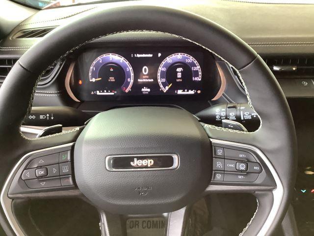new 2026 Jeep Grand Cherokee car, priced at $41,963