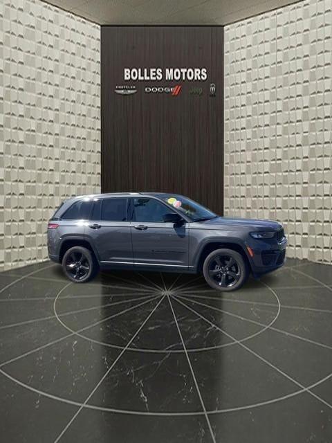 used 2024 Jeep Grand Cherokee car