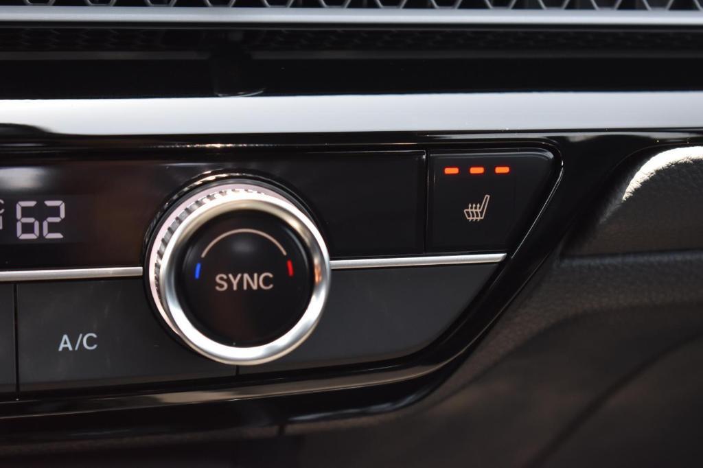new 2025 Honda Civic Hybrid car