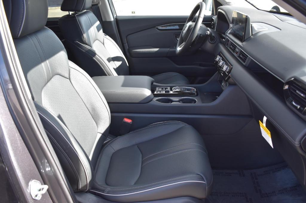 new 2025 Honda Pilot car