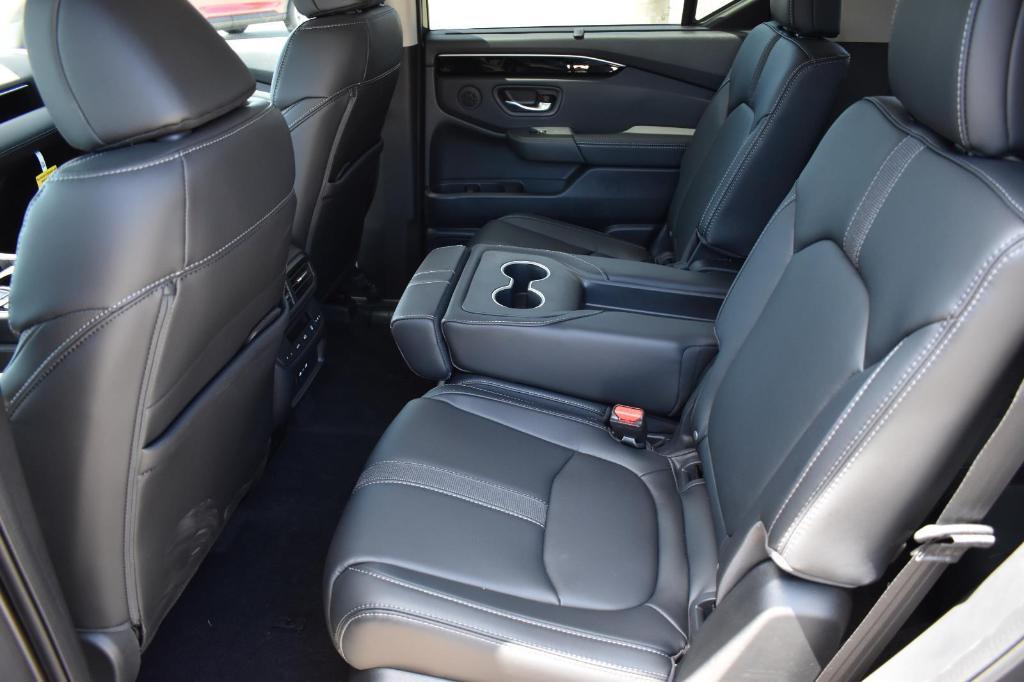 new 2025 Honda Pilot car