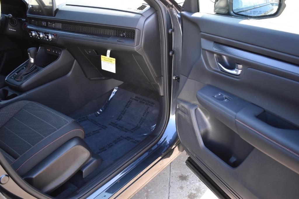 new 2026 Honda CR-V Hybrid car