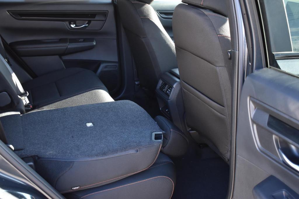 new 2026 Honda CR-V Hybrid car