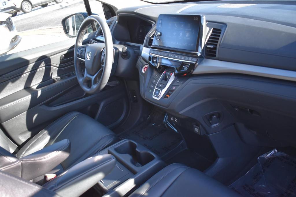 used 2025 Honda Odyssey car, priced at $38,492