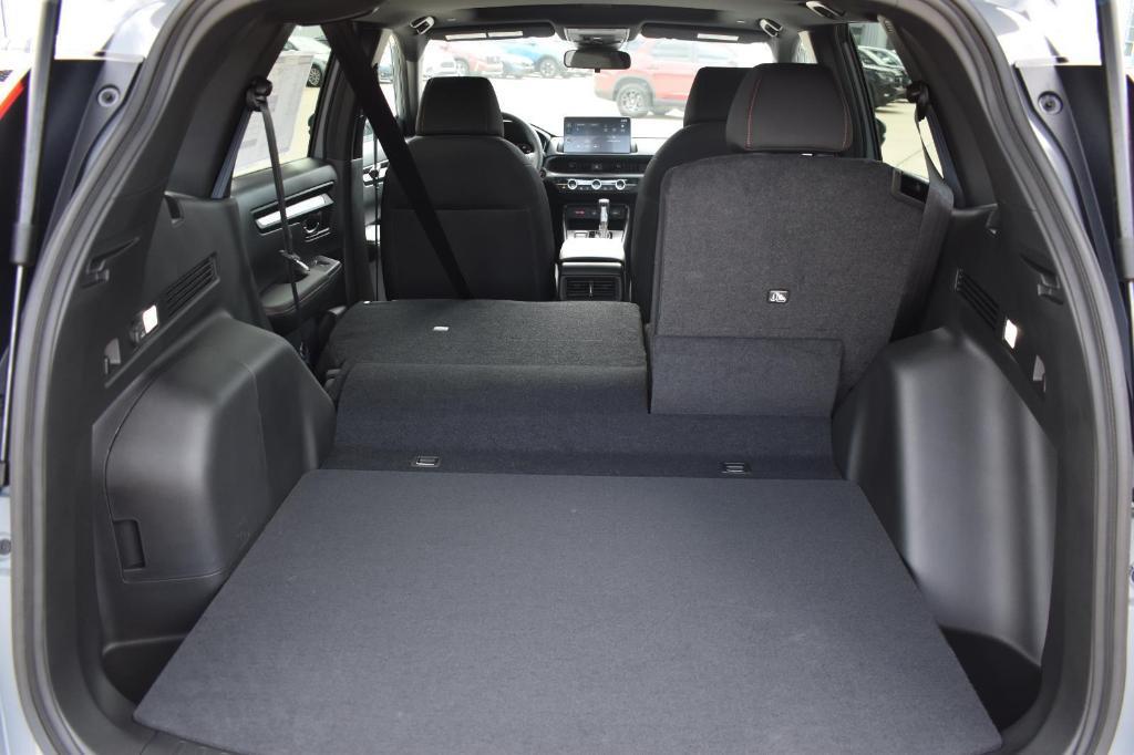 new 2026 Honda CR-V Hybrid car