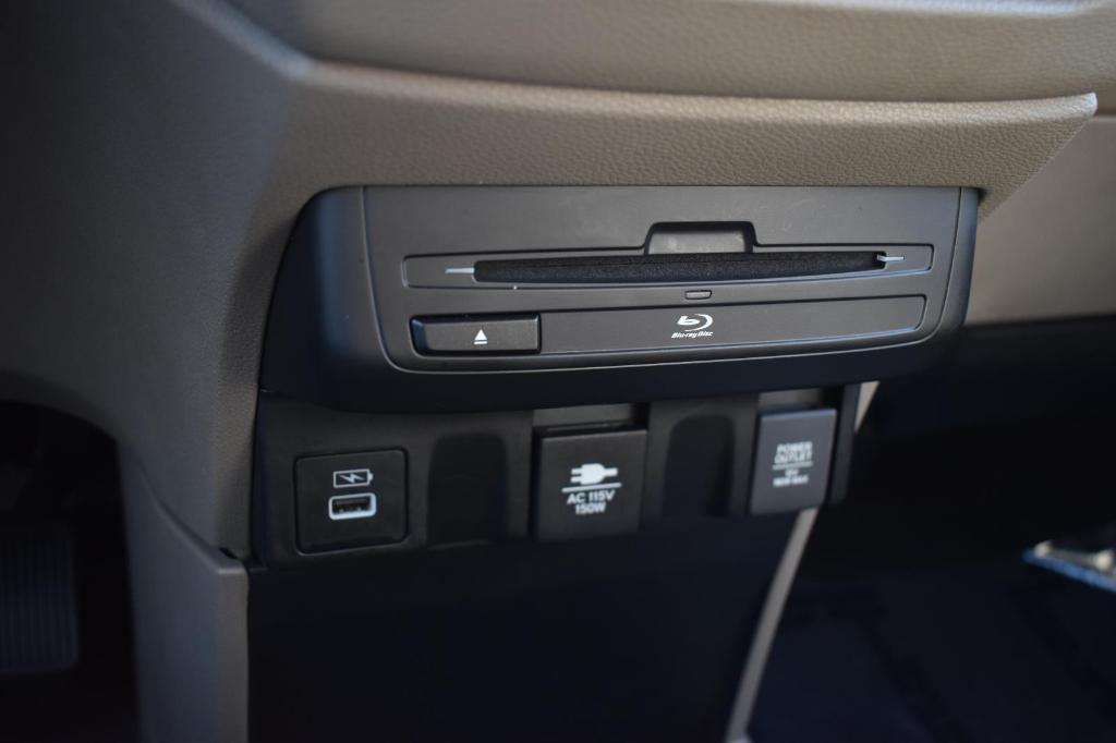 used 2023 Honda Odyssey car, priced at $39,992