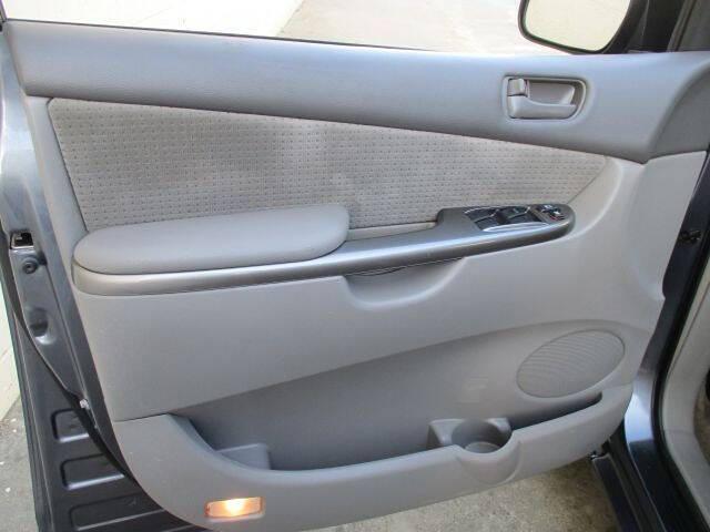 used 2008 Toyota Sienna car, priced at $6,500