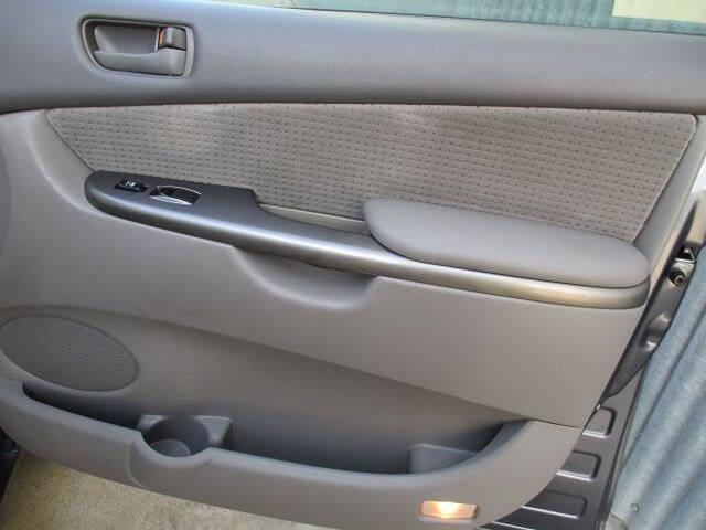 used 2008 Toyota Sienna car, priced at $6,500