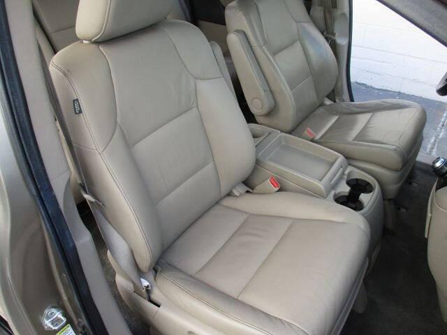 used 2011 Honda Odyssey car, priced at $7,990