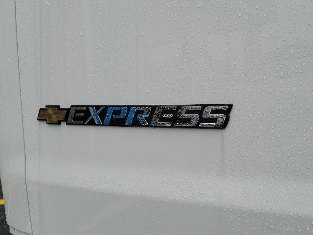 new 2025 Chevrolet Express 3500 car, priced at $47,166