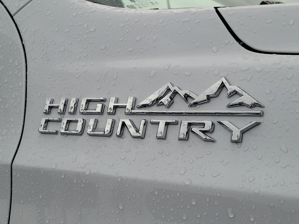 new 2026 Chevrolet Suburban car, priced at $84,528